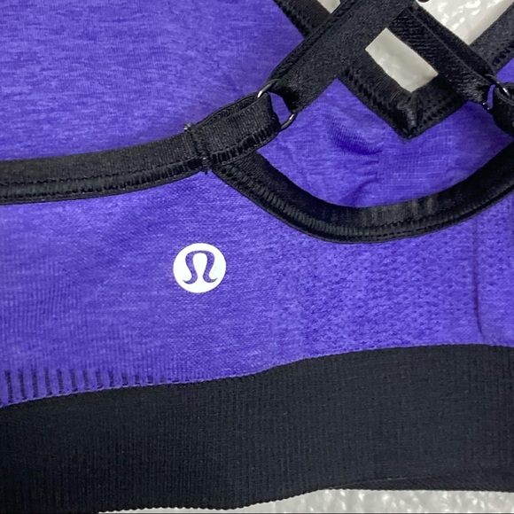 Lululemon Hold Your Om II Sport Bra in Iris Flower - Picture 7 of 8